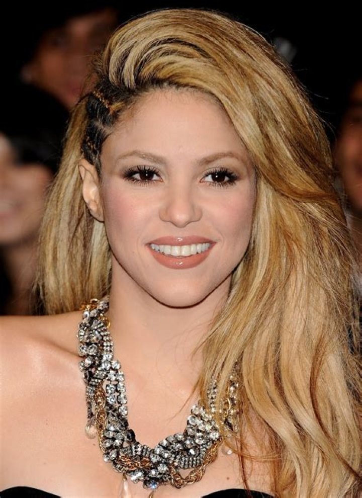 Shakira Rocks Yellow Bikini Top & Matching Shorts With Kids In Ibiza: Photo